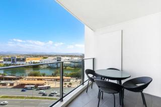 Hinterland Views 2BR apartment - Sierra Grand - CoastHM - 0