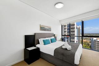 Hinterland Views 2BR apartment - Sierra Grand - CoastHM - 6