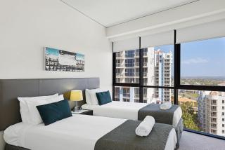Hinterland Views 2BR apartment - Sierra Grand - CoastHM - 3