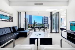 Stunning 2 Bed Apartment in Sierra Grand - CoastHM - 9