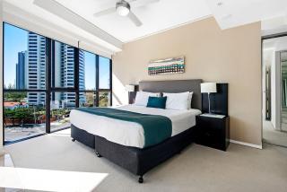 Stunning 2 Bed Apartment in Sierra Grand - CoastHM - 6