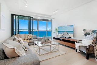 Jewel Broadbeach Luxury Apartment - CoastHM - 9