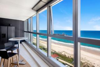 Jewel Broadbeach Luxury Apartment - CoastHM - 2