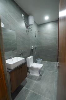 Laveesh Suites - 8