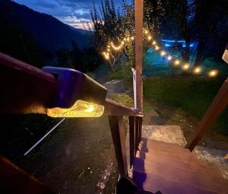 Entire Traditional cottage with Cinema & Bonfire - 4