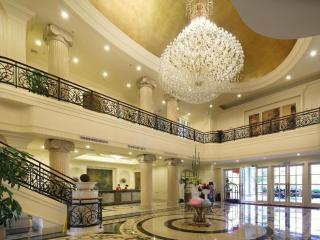 Dragon Lake Princess Hotel - 9