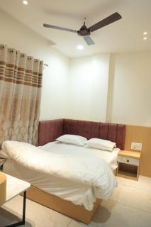Hotel Shiv Om - 4