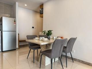 R&F Princess Cove 2BR Sea View City Centre - 4
