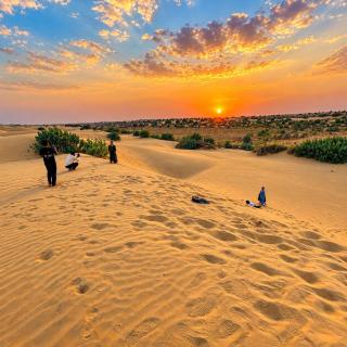 Amazing Desert Camp - 4