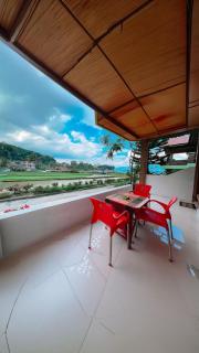 Donny's Guest House - 2