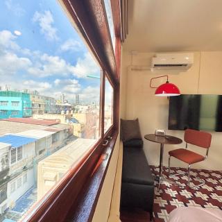 Jatujak Lounge - 1