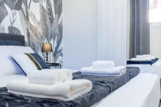 Tropical Boutique Apartment - 5
