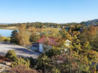 5 person holiday home in KLÖVEDAL - 3