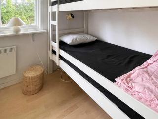 6 person holiday home in KÖPINGSVIK - 7