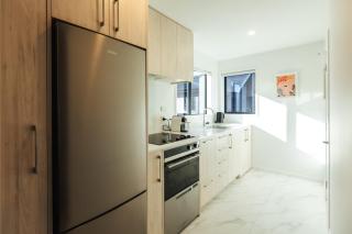Little Wilmer, Big City Living, Sleeps 2 Murphy Bed - 8