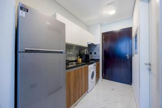 Bloomfields Studio in The Gate - Masdar - 6
