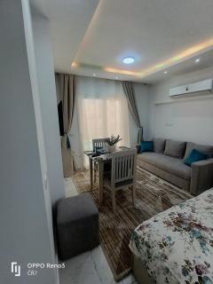 MontaMar Royal Suites - 9