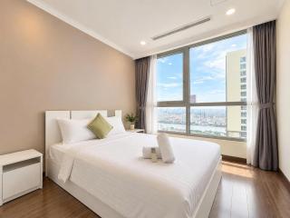 Landmark 2BR The Perfect Stay - 8