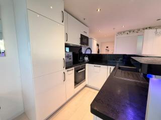 Panoramablick und Meer 2-Zimmer-Ecksuite - 3
