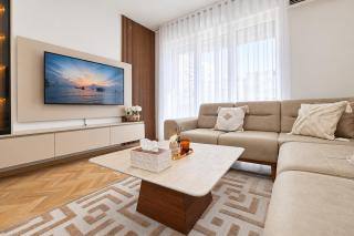 Elegant Apartment in Prishtina Garage & Terrace - 9