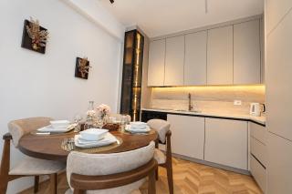 Elegant Apartment in Prishtina Garage & Terrace - 5