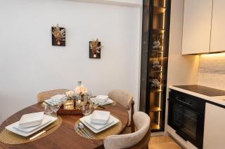 Elegant Apartment in Prishtina Garage & Terrace - 8