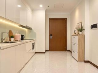 Landmark 6 1BR City View, Daily Cleaning SOFA BED - 2
