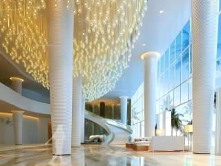 Wyndham Garden Hotel - 4