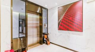 Borrman Hotel Zhuhai Gongbei Port Fuhuali Light Rail - 8