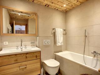 Tayannes 325B cozy 3 bedrooms apartment with mezzanine - 3