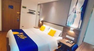 7 Days Inn Guilin Beiji Plaza Yushan Garden - 1