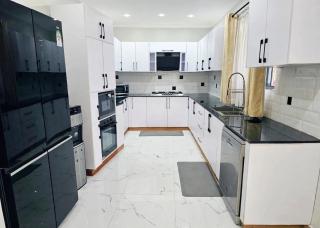 Esouthlands 9BR Villa- 11 Beds in Eldoret - 3