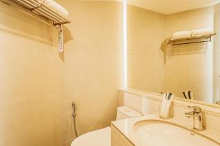Gino Feruci Braga by KAGUM Hotels - 9