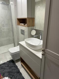 The Ivory Residence - 2BR - Free Garage Parking - 9