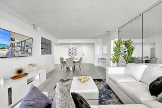 Charming Ocean View Condo Beach Service 806 - 5