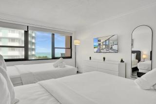Charming Ocean View Condo Beach Service 806 - 1