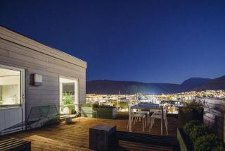 Majestic view apartment in downtown Tromsø - 5