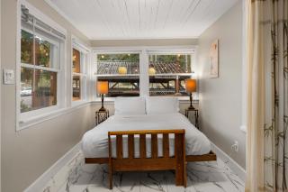 4BR Downtown Home 9 Beds Walk to Lake - 3