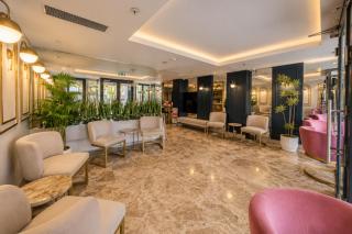 Serai Hotel - 8