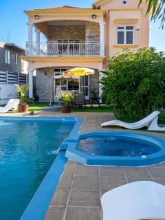Elegant Villa in Pereybere with Private Pool - Pereybere - 9