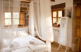 Charming House in La Cavada with Jacuzzi - 9