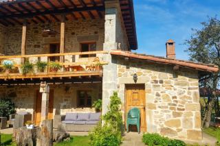 Charming House in La Cavada with Jacuzzi - 8