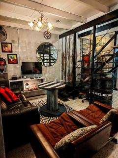 10Paxx 3Br3Bth Vintage Urban Space - 5