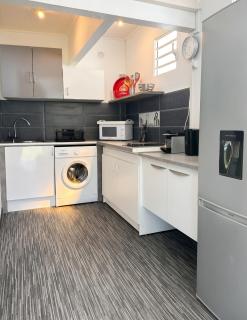 Studio accueillant aux Trois-Îlets, 30 m², piscine partagée - 0