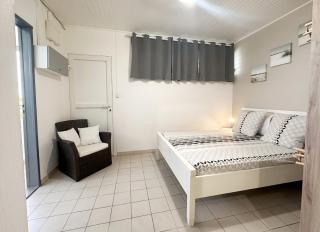 Studio accueillant aux Trois-Îlets, 30 m², piscine partagée - 7