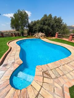 Spacious villa with private pool in Puerto Serrano - 2