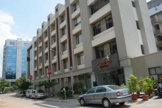 Hotel Platinum Residency - Ahmedabad - 0