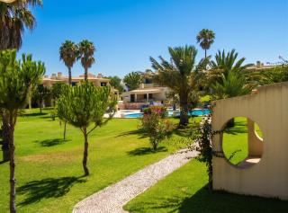 Charming house in Alvor with shared pool - 9