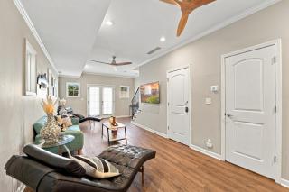 1271 S Preston St - 1