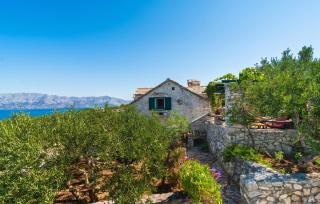 Charming house in Povlja 38 m² with sea view - 8